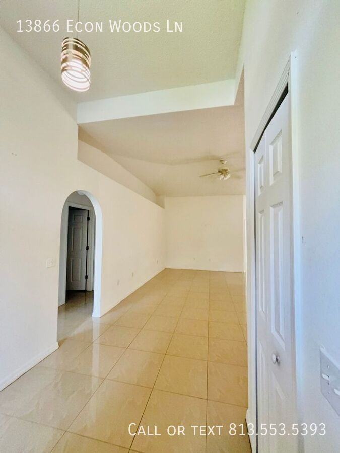 13866 Econ Woods Ln - Photo 5 of 27