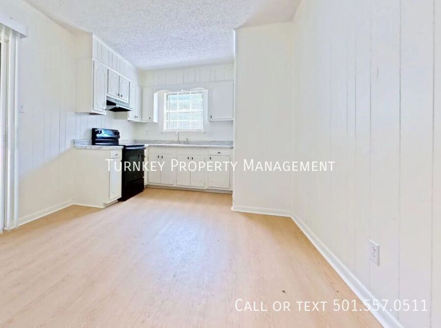 4206 Zion St - Photo 2 of 9
