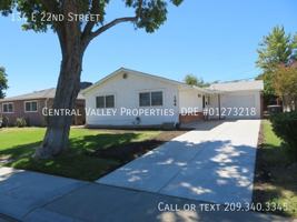 featured image of 134 E 22nd St