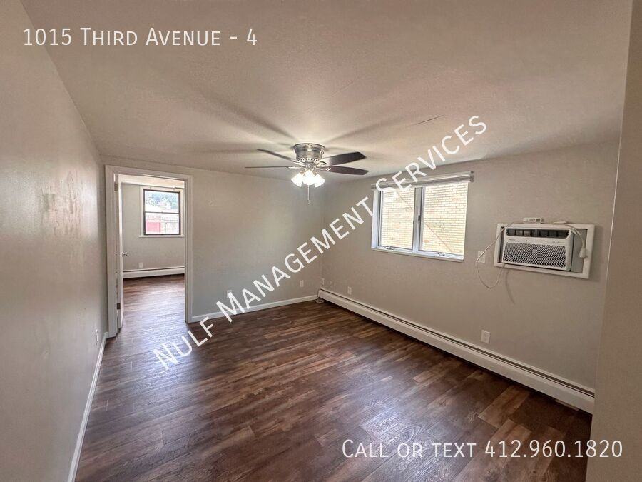 1015 3rd Ave #4 - Photo 2 of 6