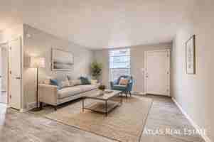 featured image of 331 N Columbine St #A