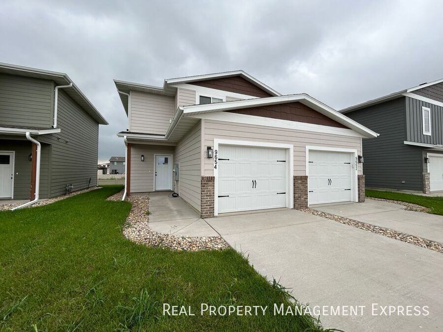 9654 W Tunis Dr - Photo 2 of 13