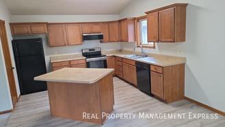 3205 N Aurora Ave - Photo 1 of 1