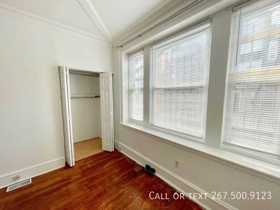 4640 Sansom St #A - Photo 4 of 16