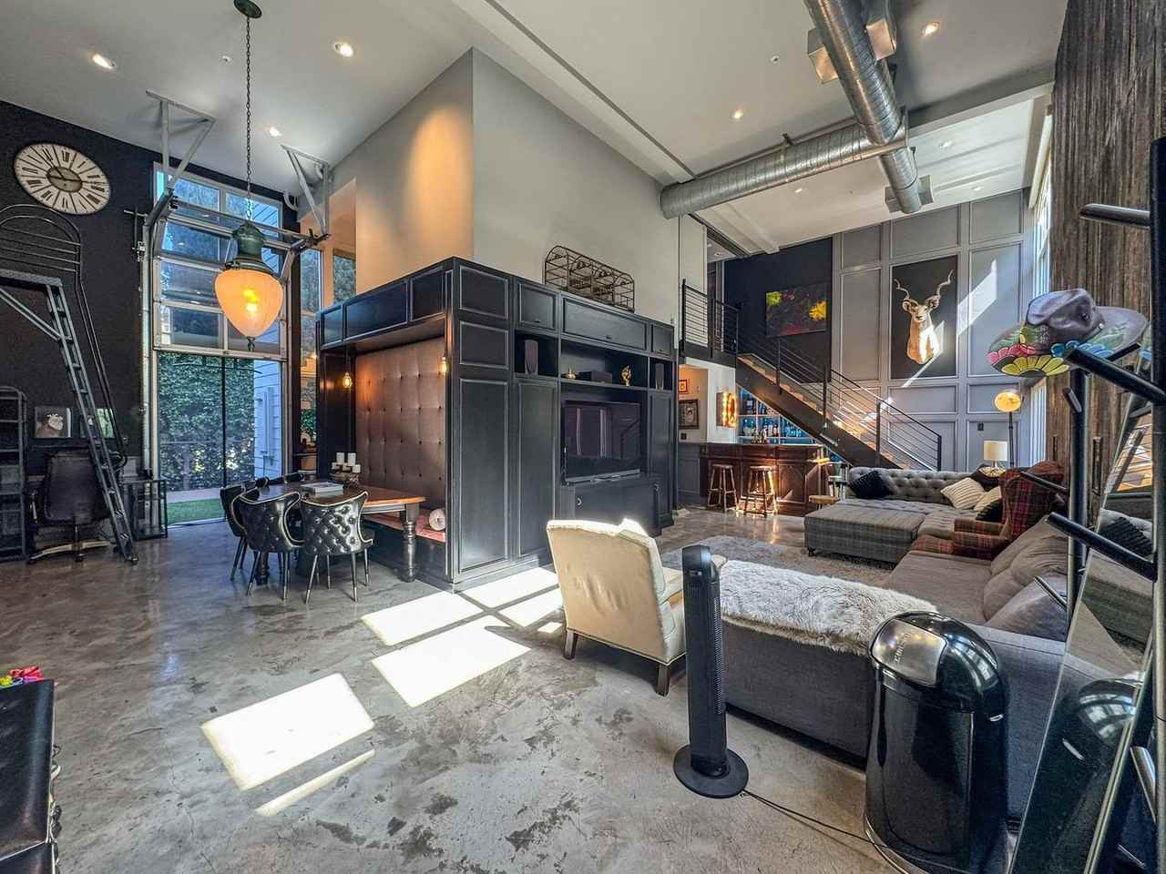 1037 N Laurel Ave #10B - Photo 5 of 30