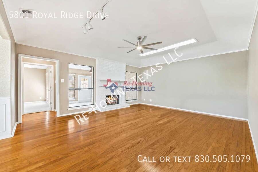 5801 Royal Ridge Drive - Photo 3 of 25