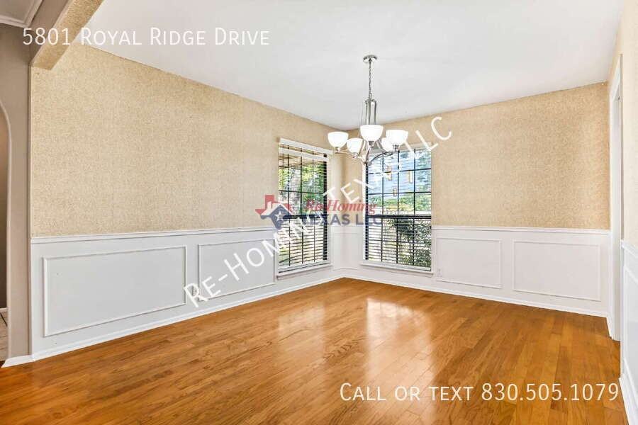 5801 Royal Ridge Drive - Photo 6 of 25