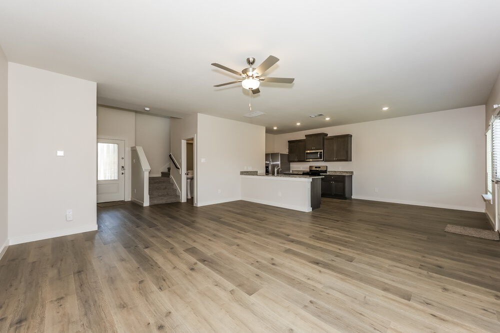 227 Patton Ln - Photo 5 of 17