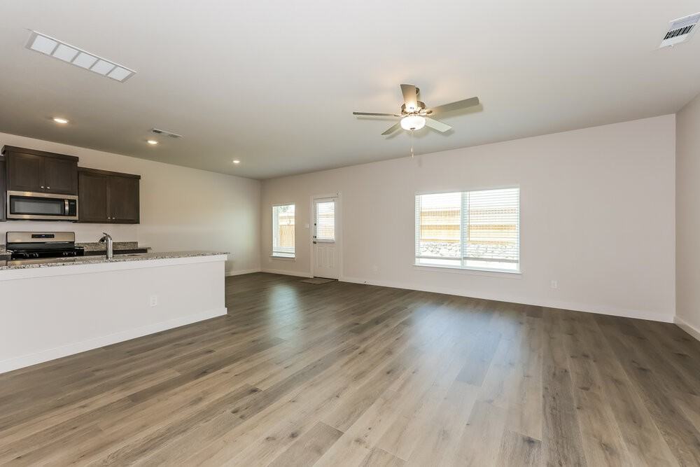 227 Patton Ln - Photo 6 of 17
