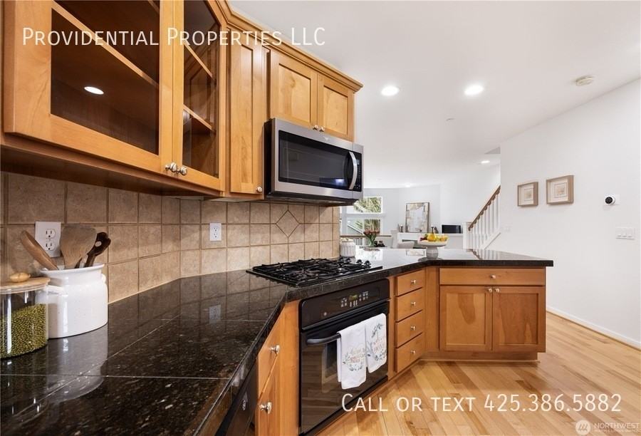 1947 Ne Killian Ln #1 - Photo 6 of 24