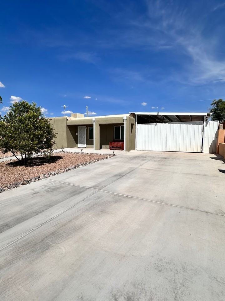 2120 La Veta Dr Ne - Photo 2 of 42