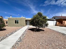 featured image of 2120 La Veta Dr Ne