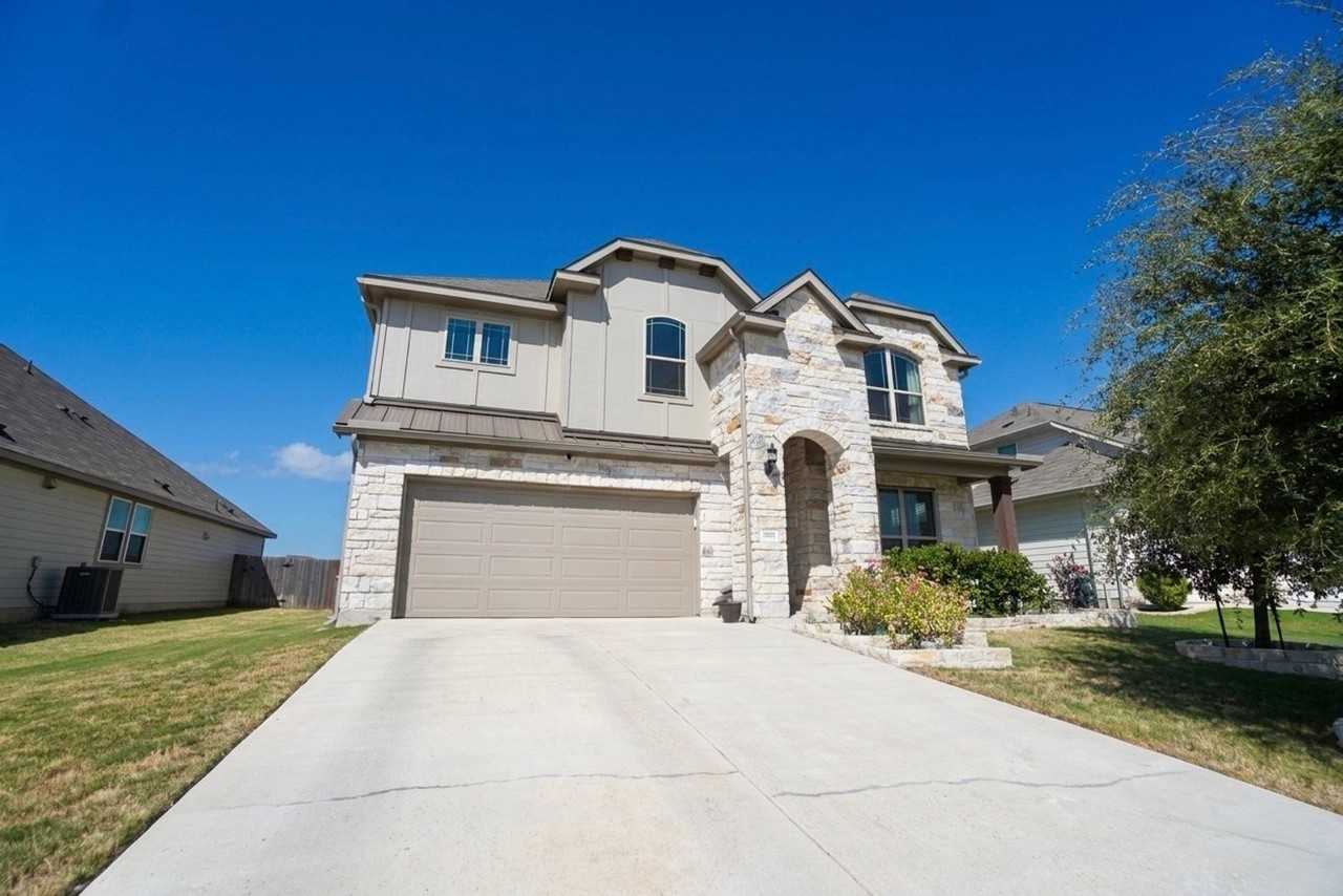 208 Monteforte Rd - Photo 2 of 40