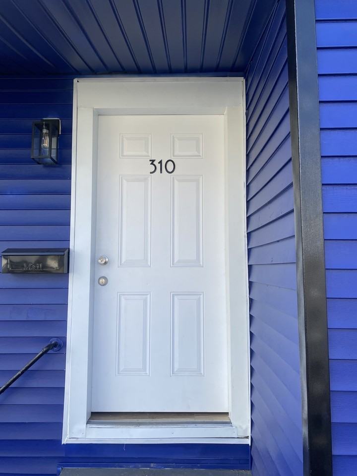 310 N 27th St - Photo 2 of 11