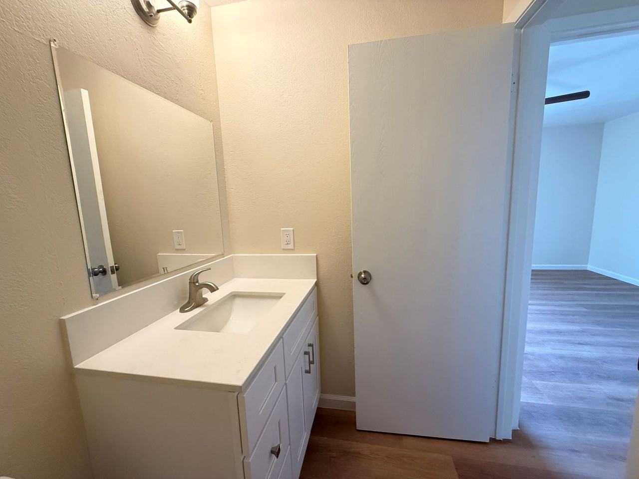 6401 Montecito Blvd #27 - Photo 3 of 20
