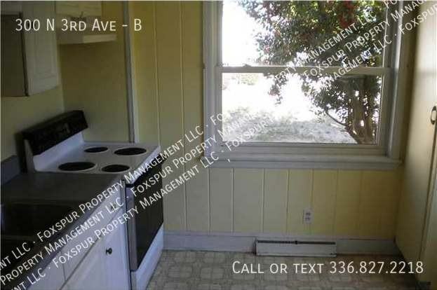 300 N 3rd Ave #B - Photo 2 of 11