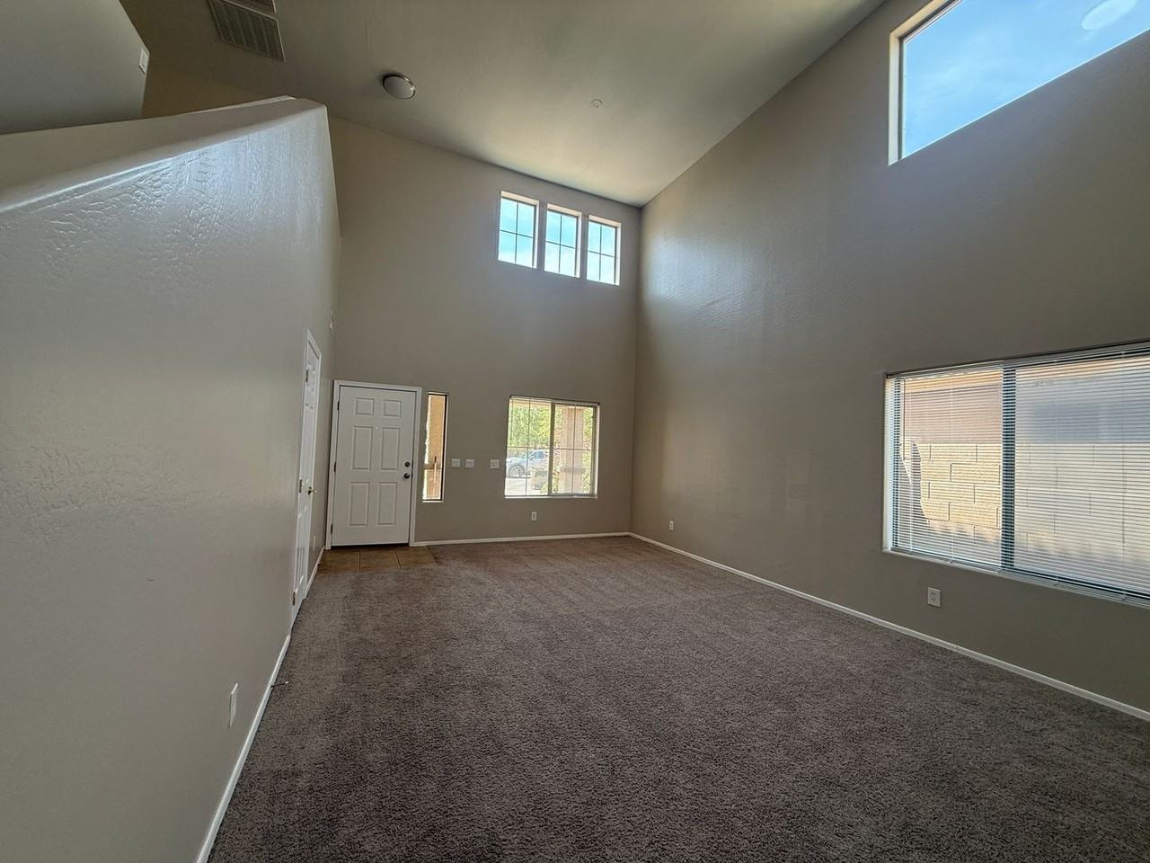 3762 W South Butte Rd - Photo 4 of 31