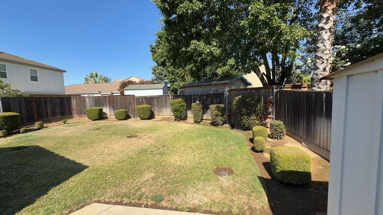 9748 Cervelli Way - Photo 4 of 5