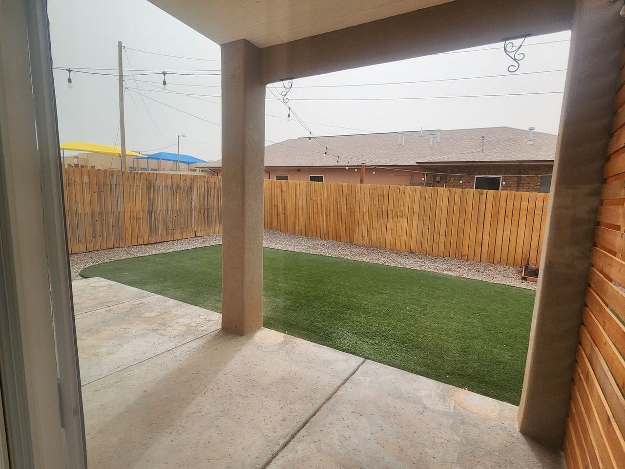 852 Valencia - Photo 2 of 22