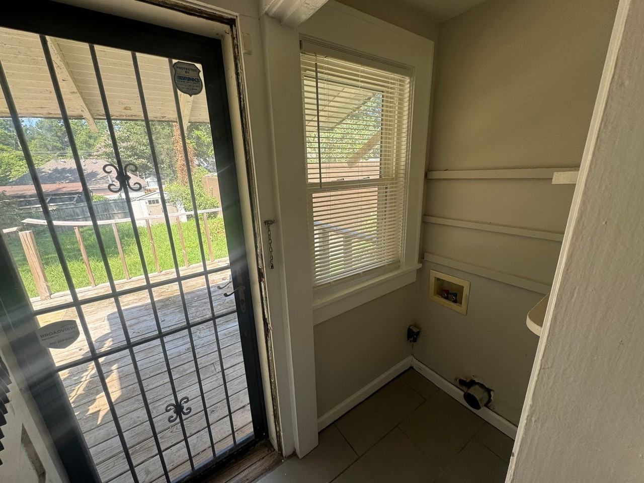 129 S Holmes St - Photo 7 of 9