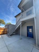featured image of 627 627 629 N Sacramento St