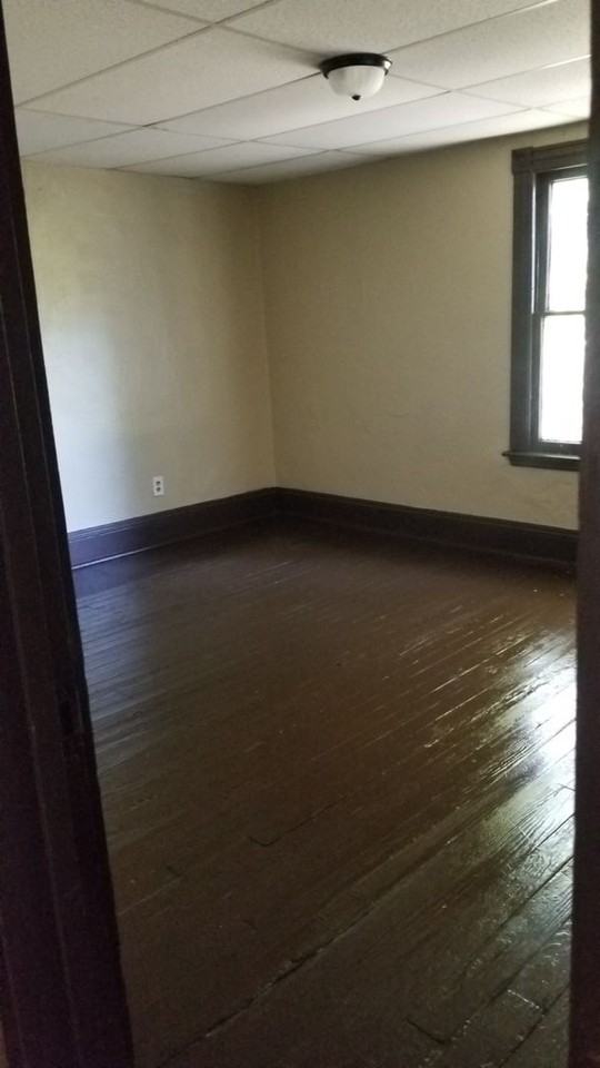 705 French St - Photo 3 of 10