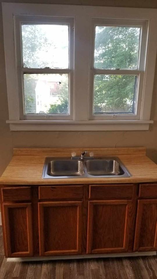 705 French St - Photo 5 of 10