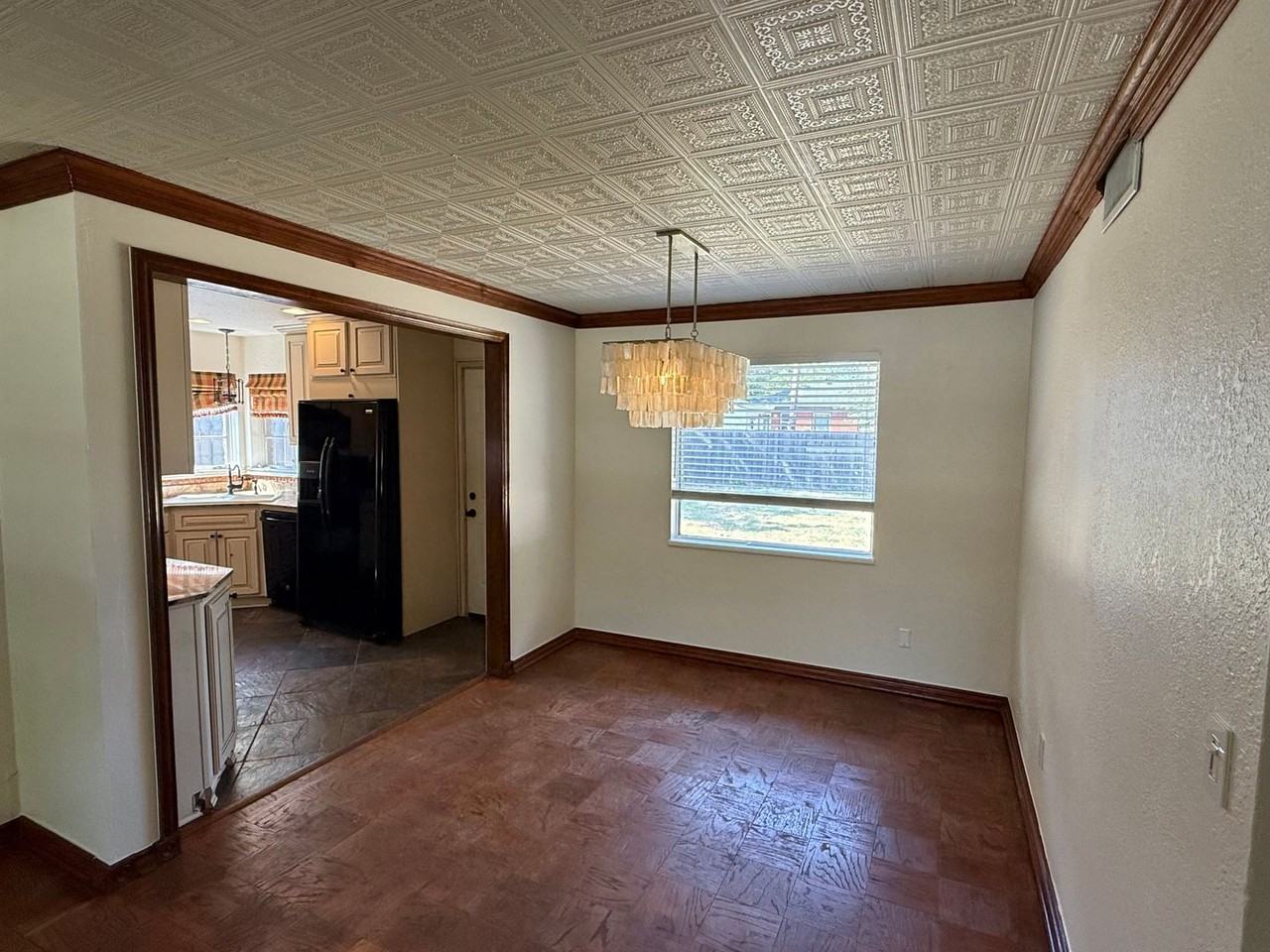 1833 Westminster Pl - Photo 3 of 12