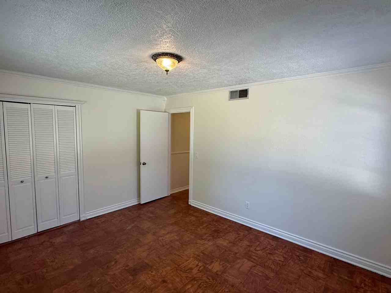 1833 Westminster Pl - Photo 6 of 12