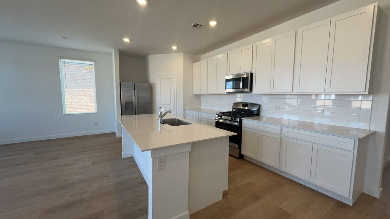 20417 20417 Mule Deer Drive - Photo 6 of 20