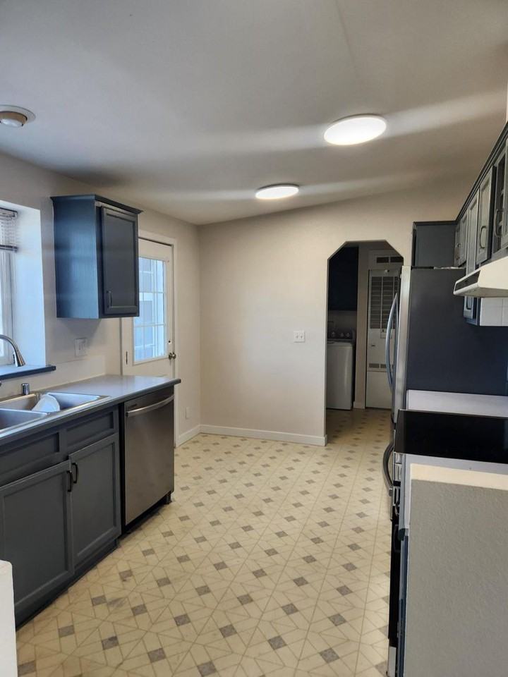 20542 Bulson Rd - Photo 3 of 27