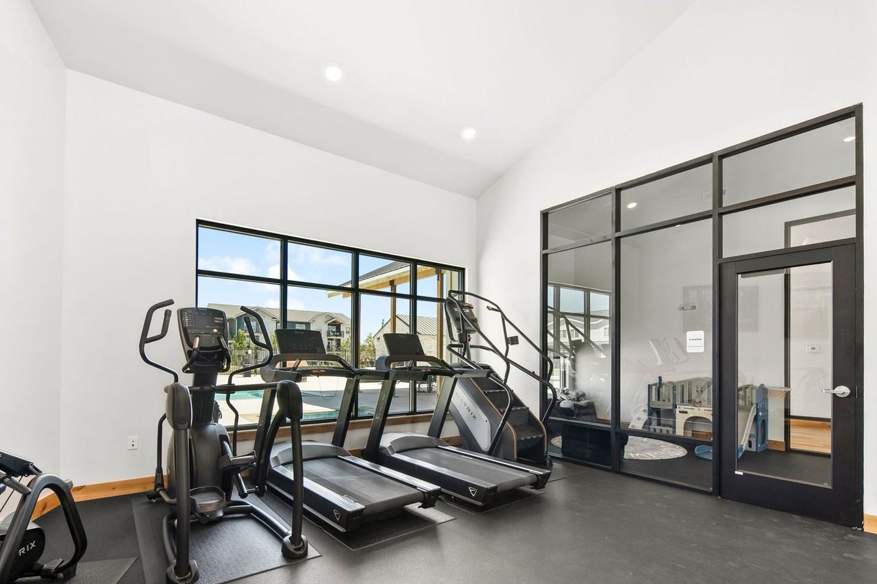 The Wesley Apartments & Townhomes - Photo 4 of 10