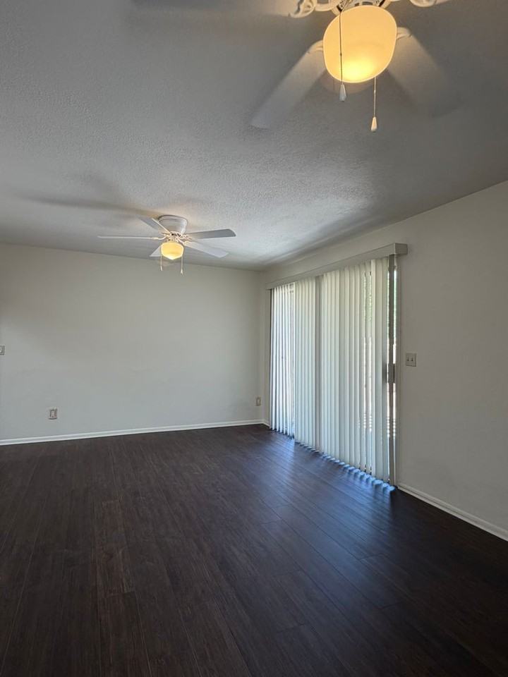 5213 N Tigua Dr - Photo 2 of 21