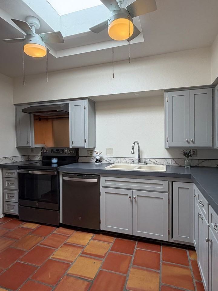 5213 N Tigua Dr - Photo 5 of 21