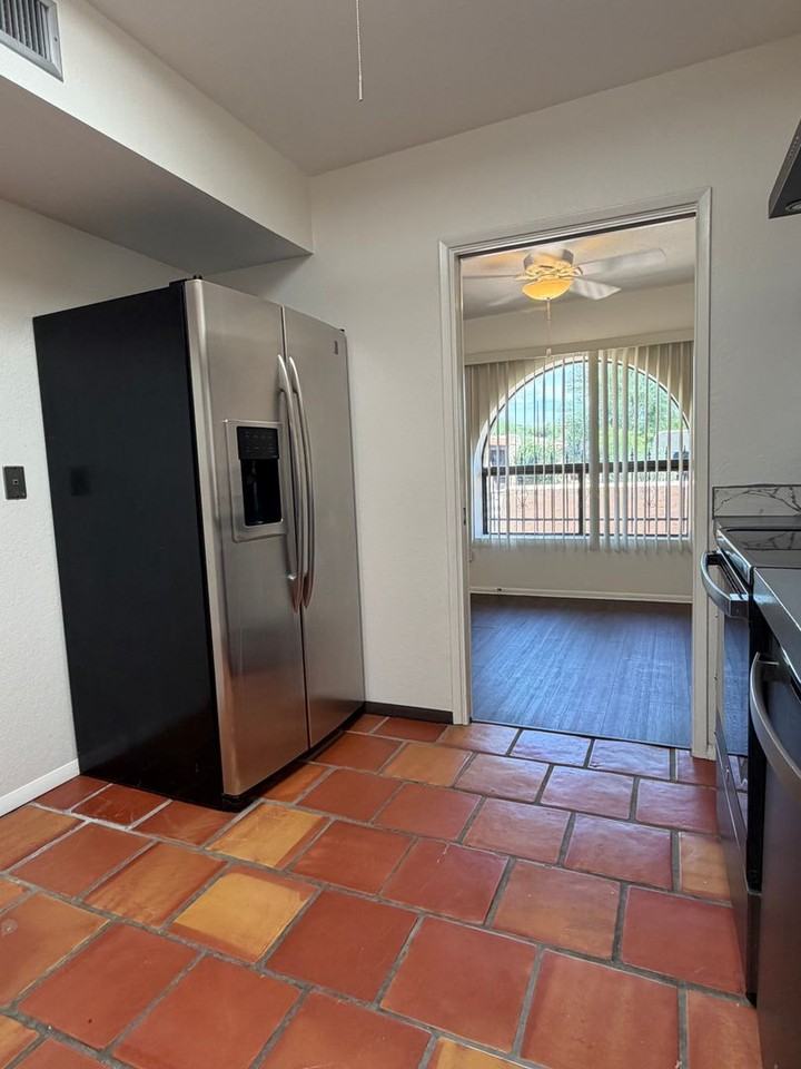 5213 N Tigua Dr - Photo 6 of 21