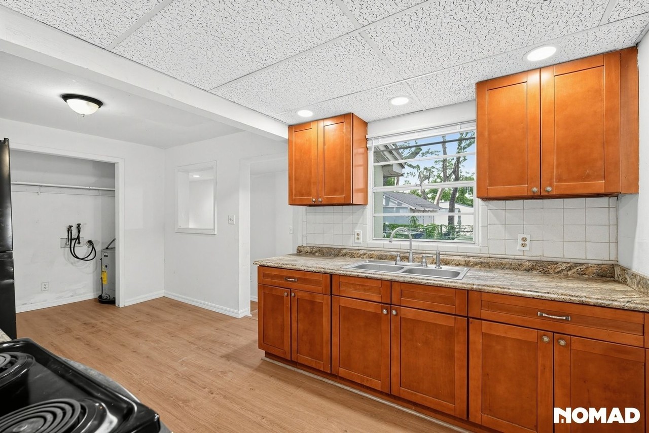 8915 N Orleans Ave - Photo 6 of 21