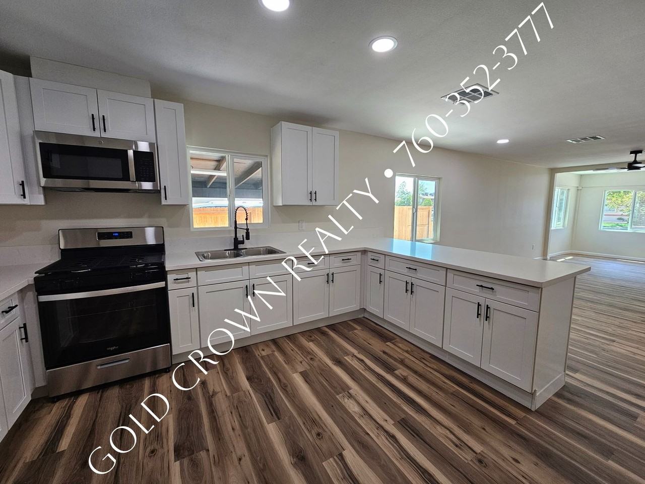 1070 W Euclid Ave - Photo 2 of 17