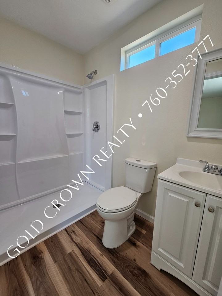 1074 W Euclid Ave - Photo 4 of 9