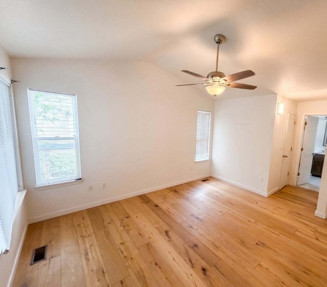 2089 N Fork Dr - Photo 7 of 18