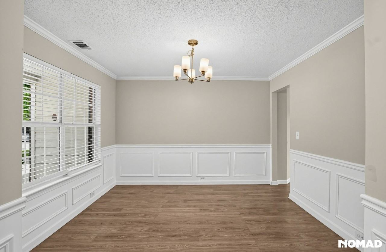 3693 Arminto Dr - Photo 7 of 37