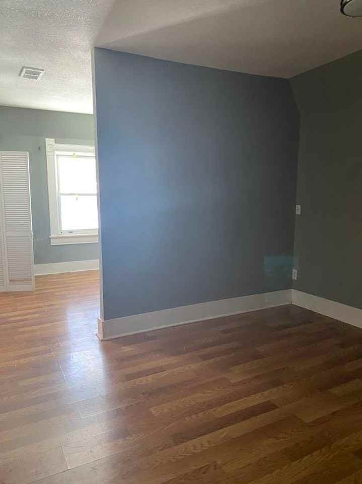 1345 S Water St - Photo 2 of 6