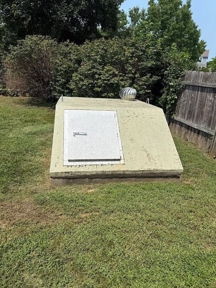 2400 Stowe Dr - Photo 6 of 9