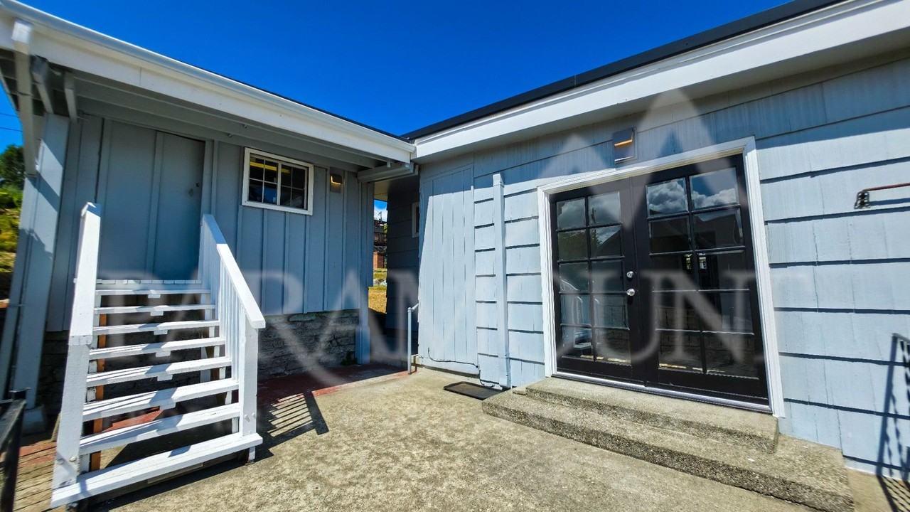 2461 1st Ave E - Photo 2 of 11