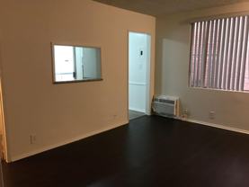 Hollywood Villa Apts. - Photo 1 of 1