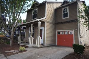 featured image of 3822 Se Schiller St