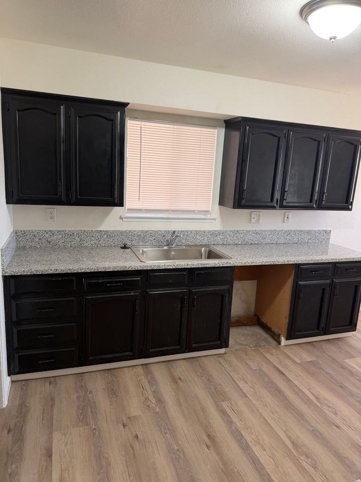 109 El Dorado Dr - Photo 3 of 13