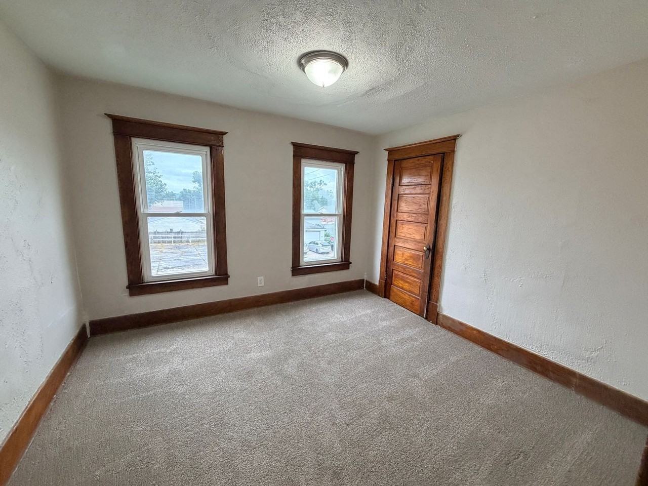 3902 4th Ave - Photo 5 of 14