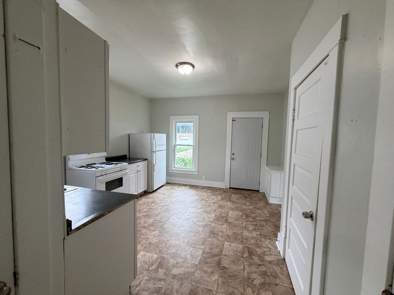 3902 4th Ave - Photo 7 of 14