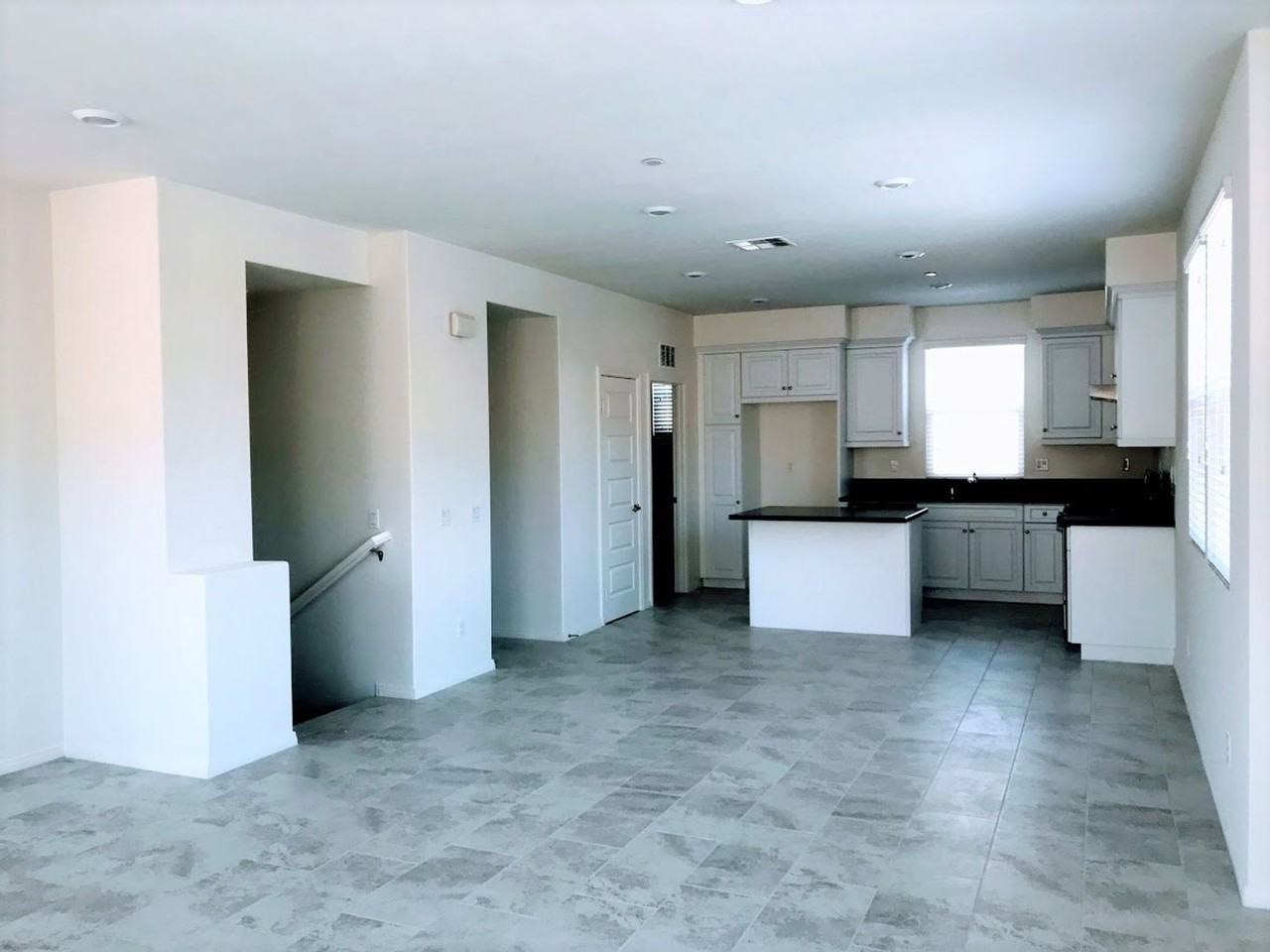 16128 Sereno Ln - Photo 3 of 25