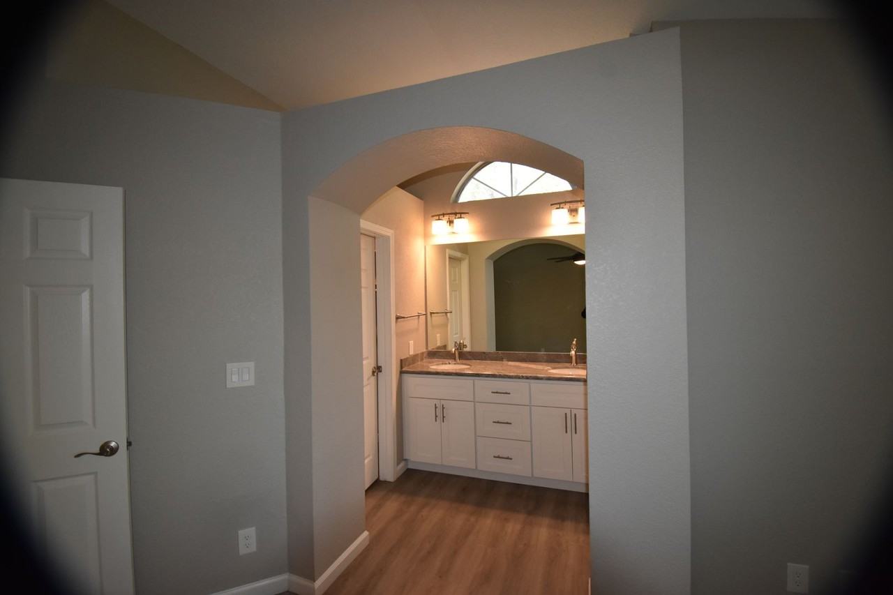301 Willowwood Ct - Photo 6 of 16